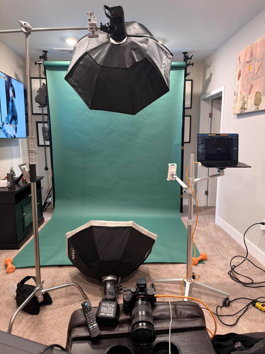 SPINBROTHERS's tweet photo. 3 Studios in 3 Locations Brooklyn, Harlem & Upstate New York Each with over 30 Backgrounds to choose from https://t.co/RiivUP1mVJ https://t.co/xsGS7oWeZX #SERENITYWETNESS #GETINTOSERENITY #4INCHNIPPLES #SERENITYDIAMOND #JUICYBOOTY #BOOTYMAGIC #BLOWHERBACK #BRATLIFE #LOVESERENITY https://t.co/I4a5GiDtAP