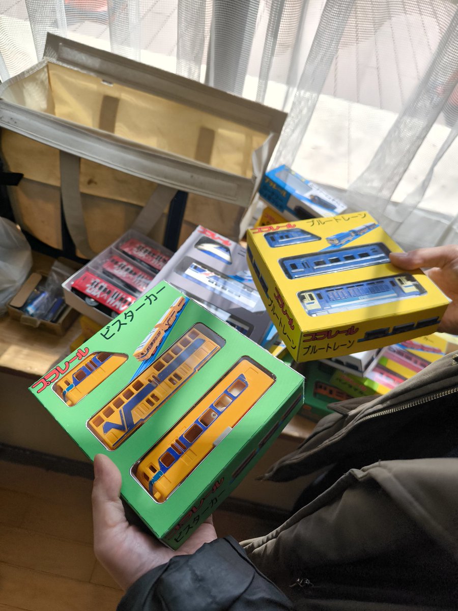 こちや tweet media