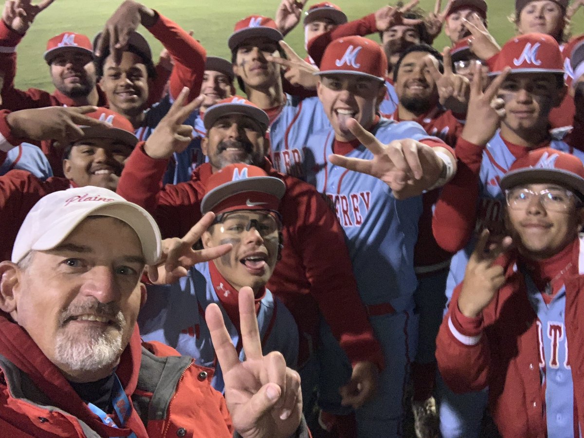 Coach_Sims's tweet photo. How bout them Plainsmen!! #VeesUp @Monterey_Sports https://t.co/xD0nEnLiMk