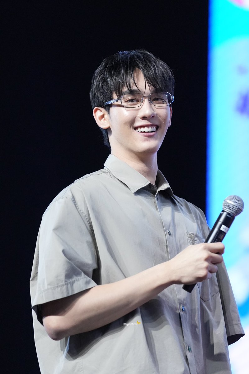 PATICIA 🐰🤍 #ติดเด็กตึกพี่ถา tweet media