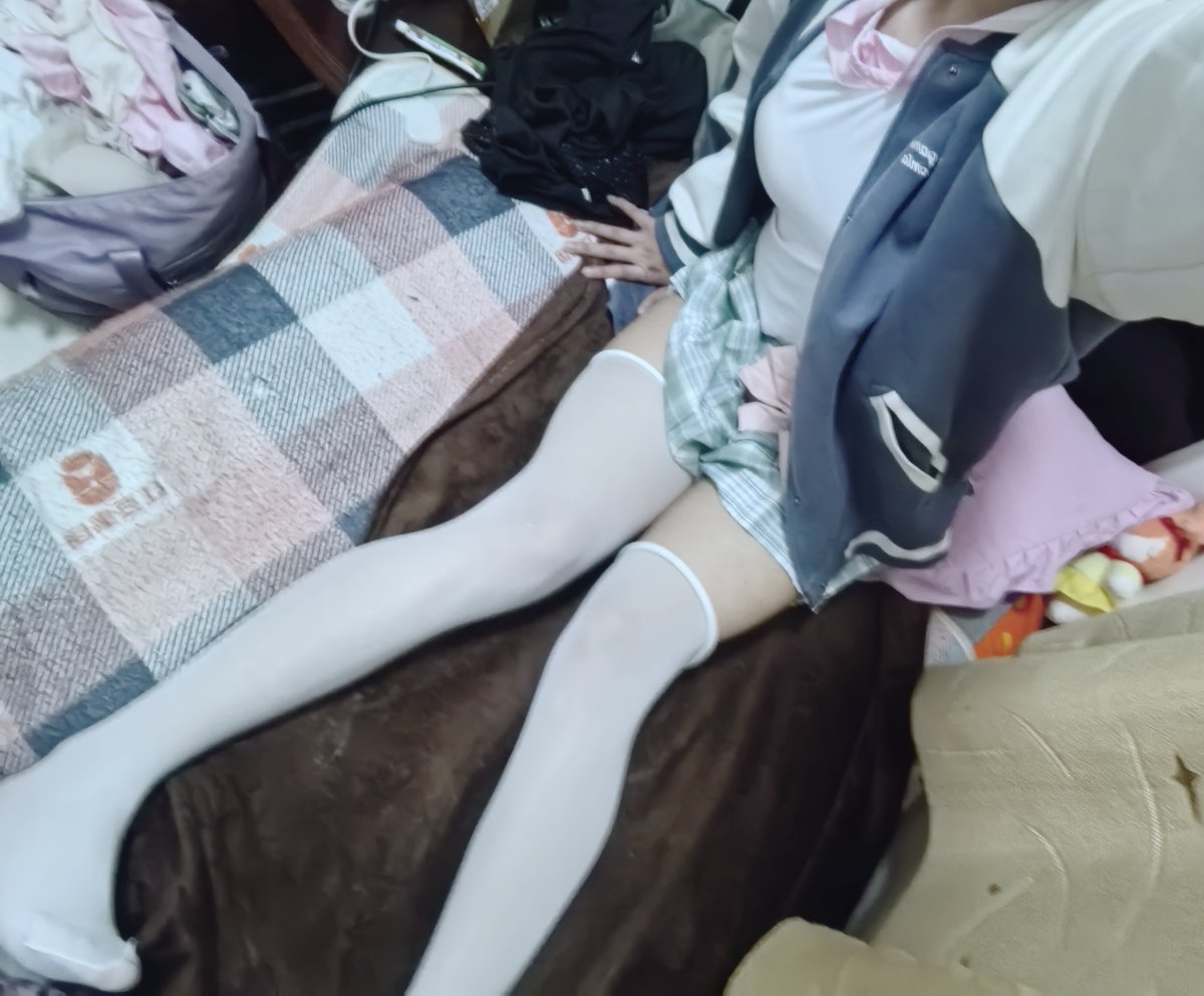 OLK1069271's tweet photo. 只能被男人操到射精的废物鸡鸡，没办法撸射的阳痿包茎♥肉虫~   被筋膜枪征服屁穴的夜>w<   低贱精液只能留在软囊里腐烂!!  永远也没办法撸出来射精呢♥😭🥵 #男娘 #雌堕 https://t.co/fdE0vCVyYd