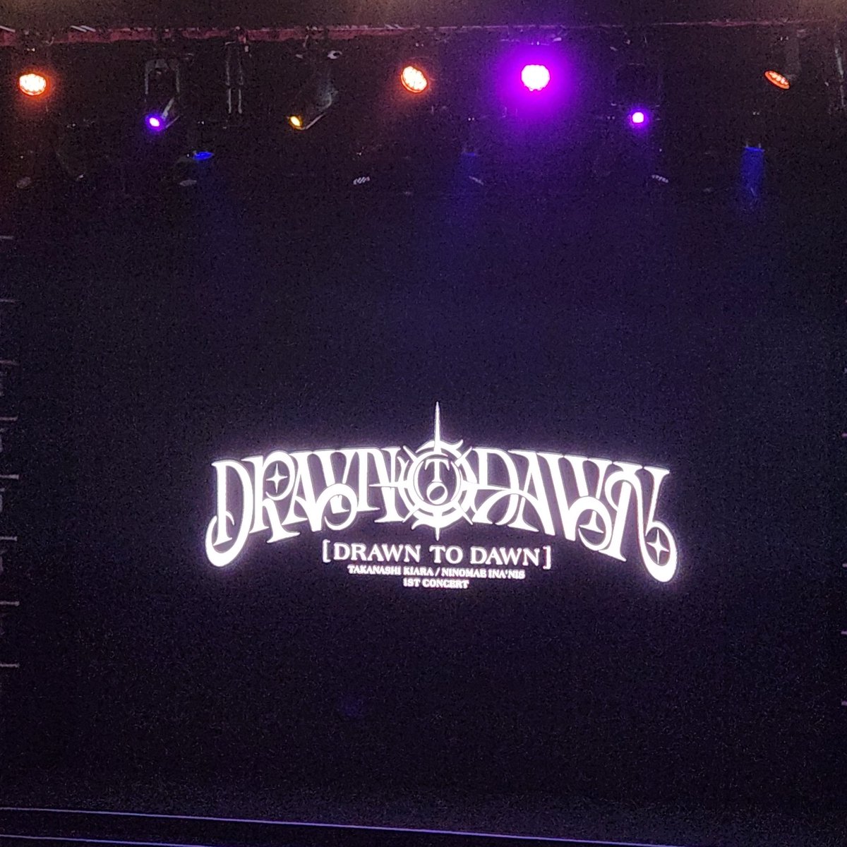 sonofaskywalker's tweet photo. LET'S GOOO #drawntodawn #TakoTori1stConcert https://t.co/yJjgLAvo3i