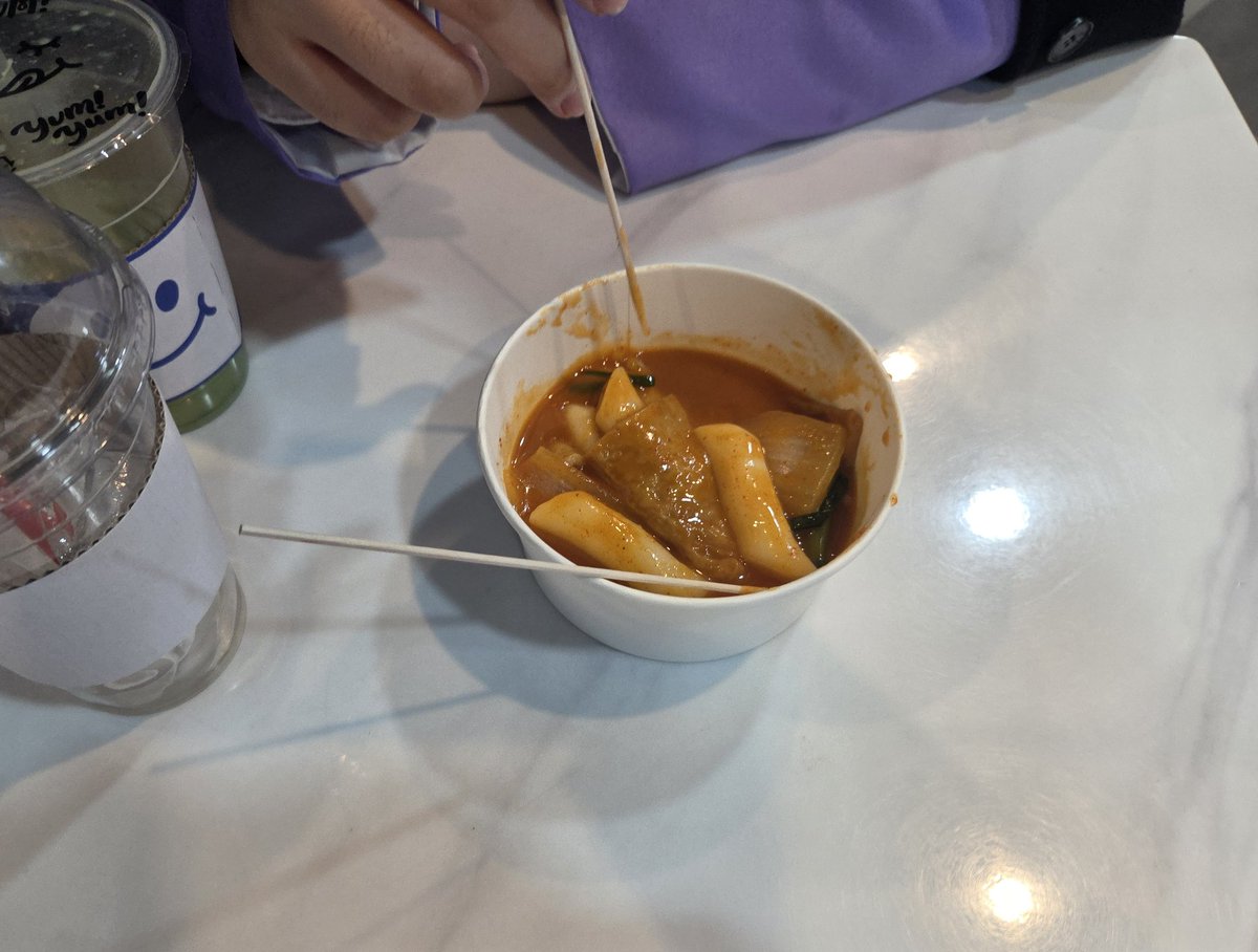 랑시안 tweet media