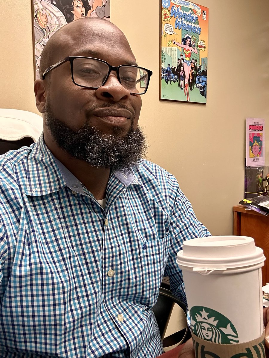 Sitter of all Faces tweet media