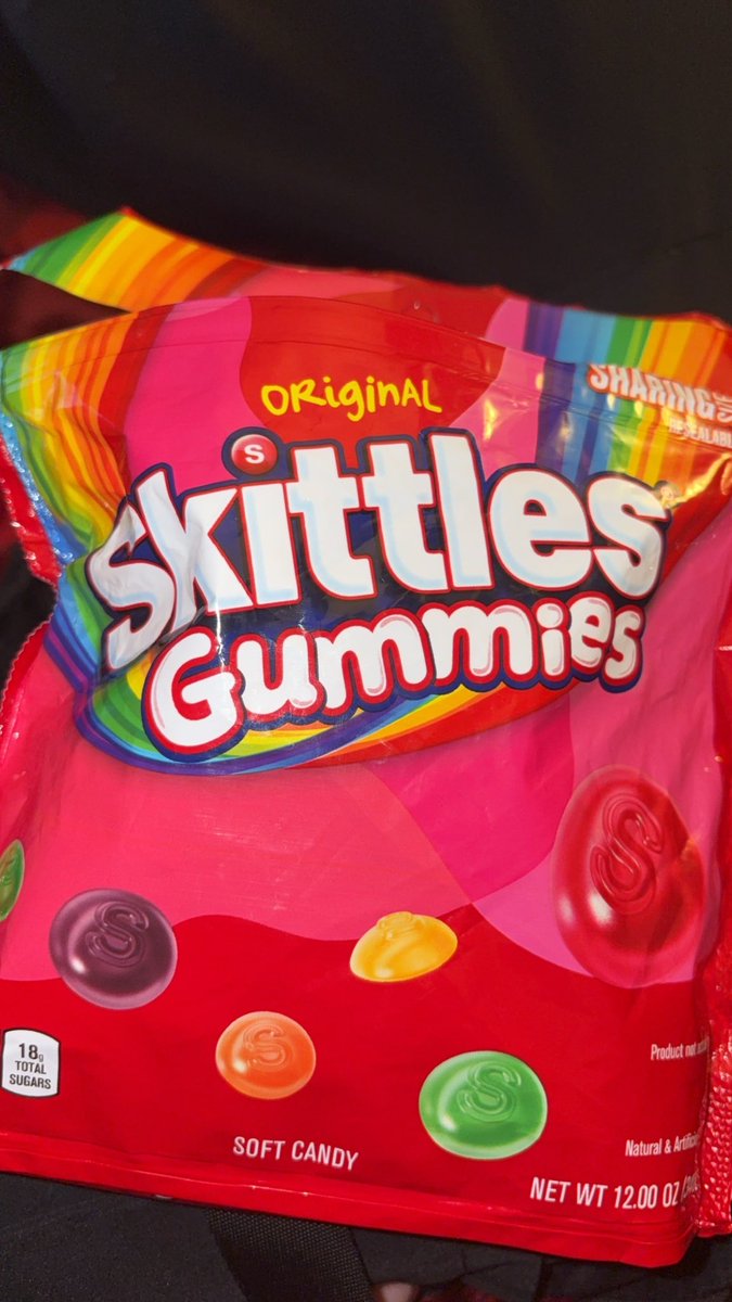 novababe tweet media