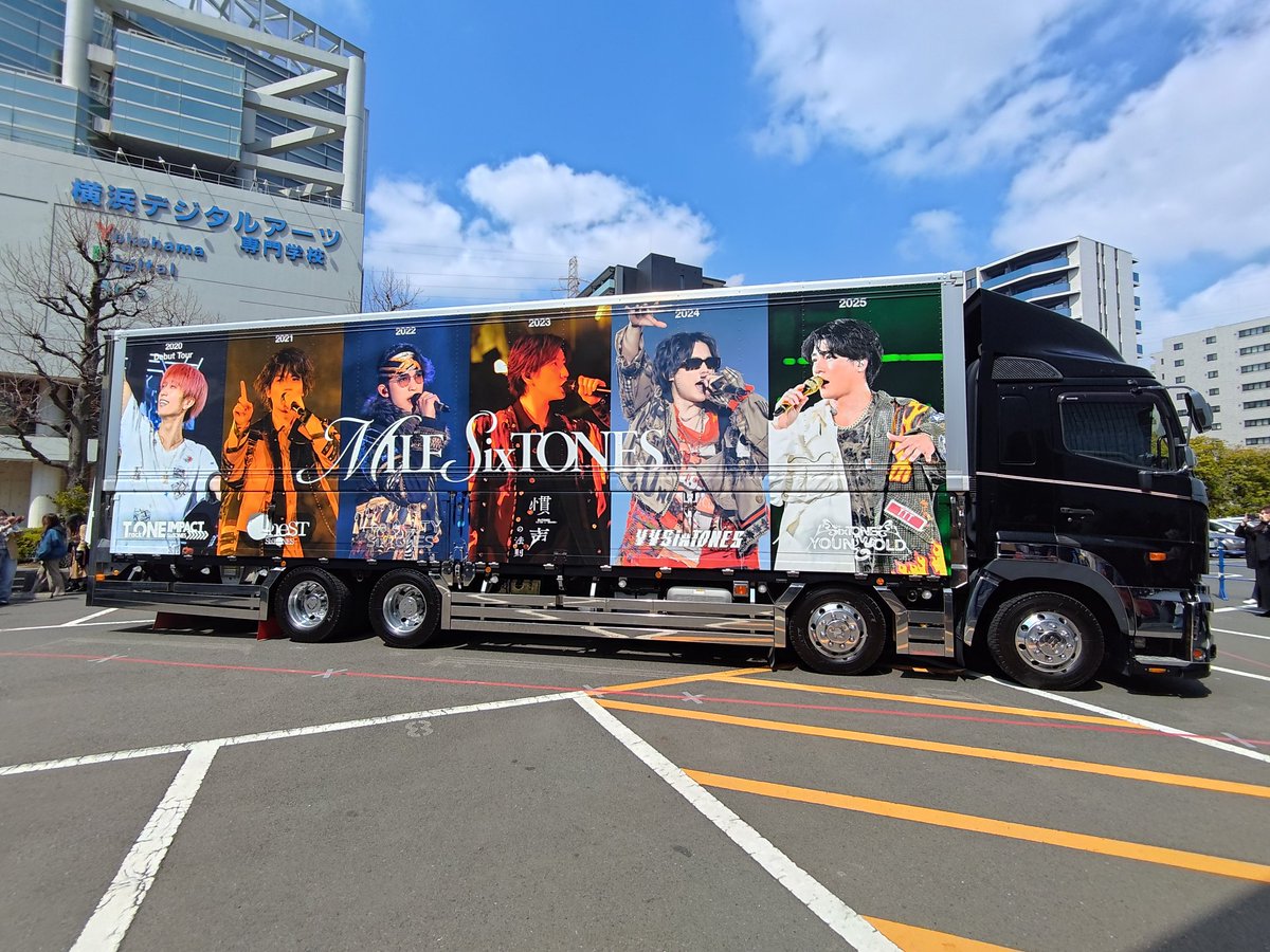 まつさん tweet media