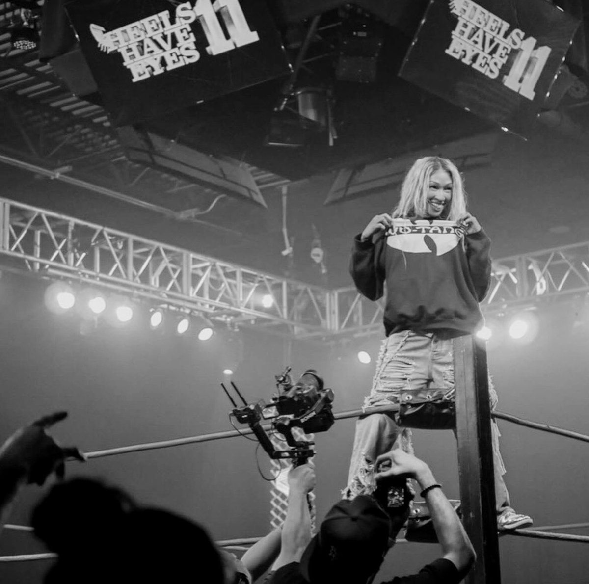 𝓟rettiest ྀི𝓓isaster tweet media