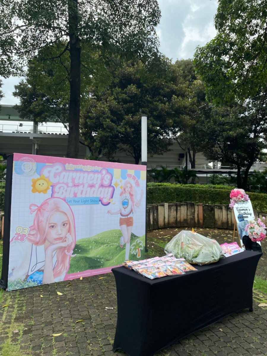 VOORCARMEN tweet media