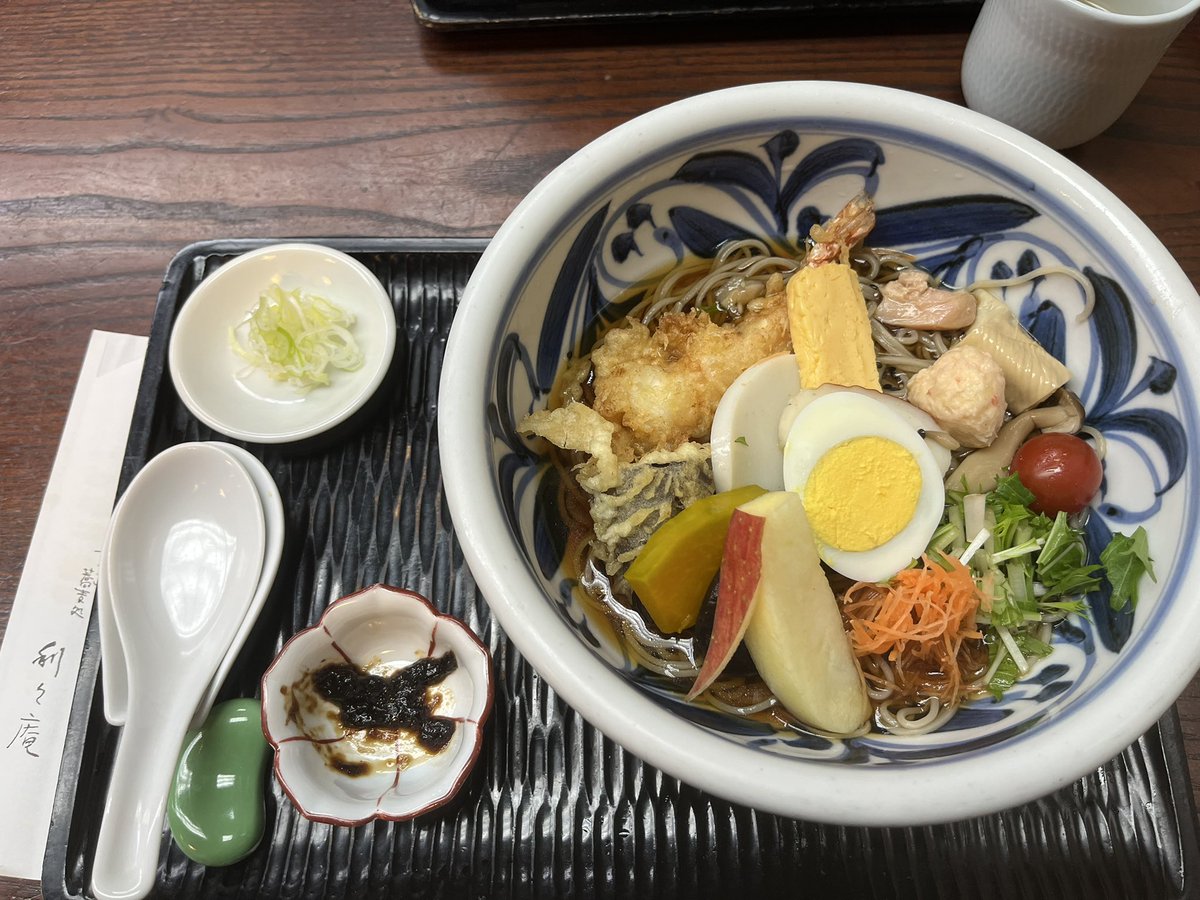 だいこんあし tweet media