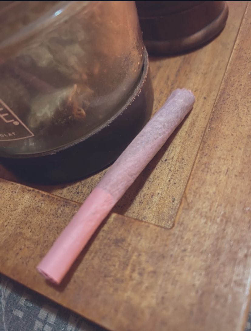 a mimiirrr 😇 #weedtime #gaychile