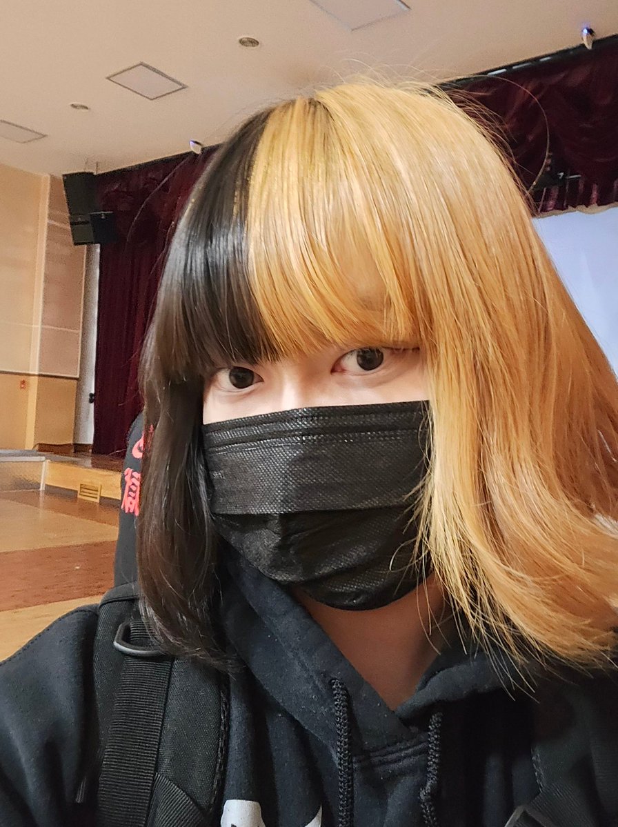 😈코너P😈 tweet media