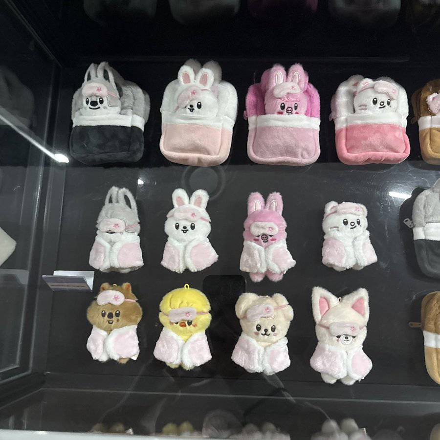 𝓨𝓪𝓶 🤍🖤 tweet media