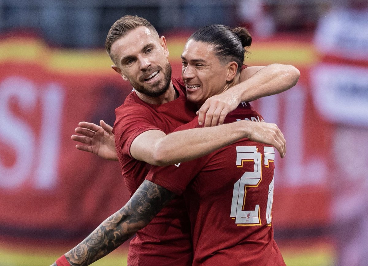 ❝Stark boʎ 🦁 tweet media