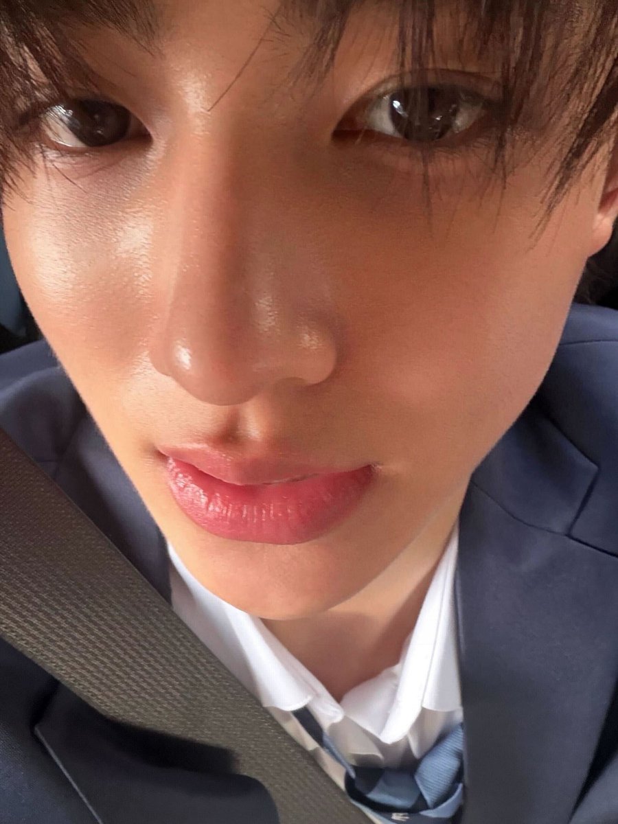 jb is tired tweet media