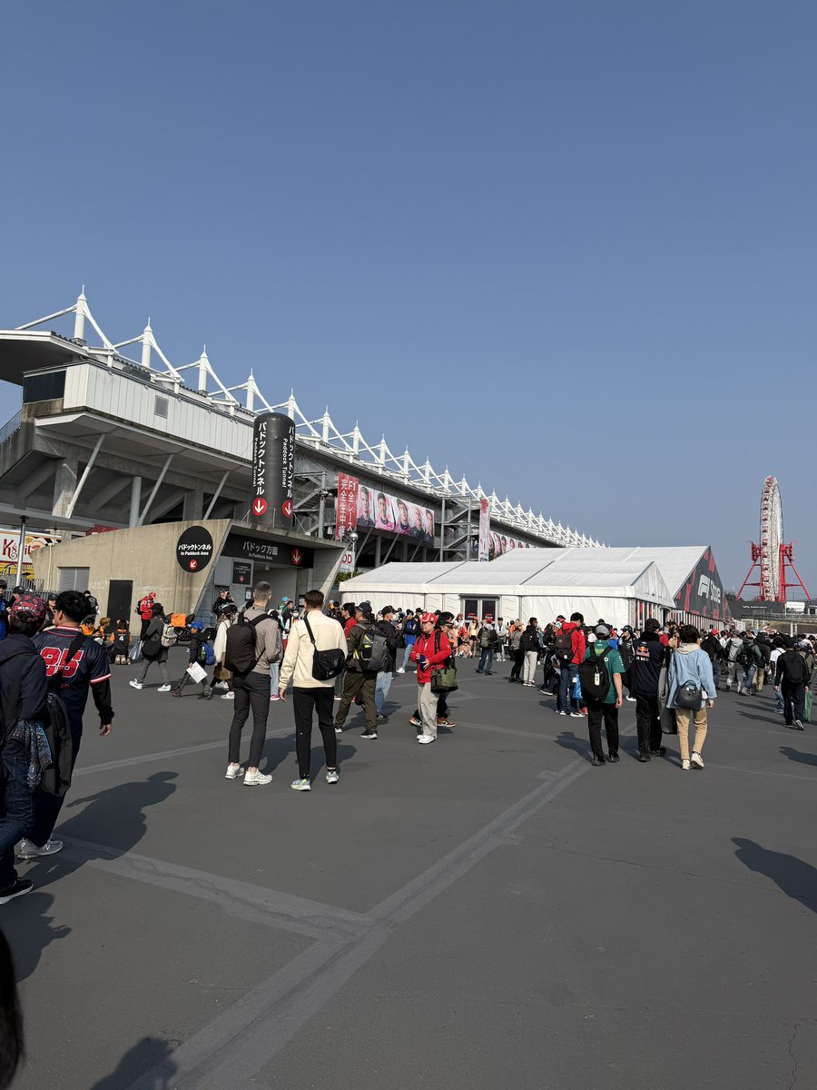 ロビン tweet media