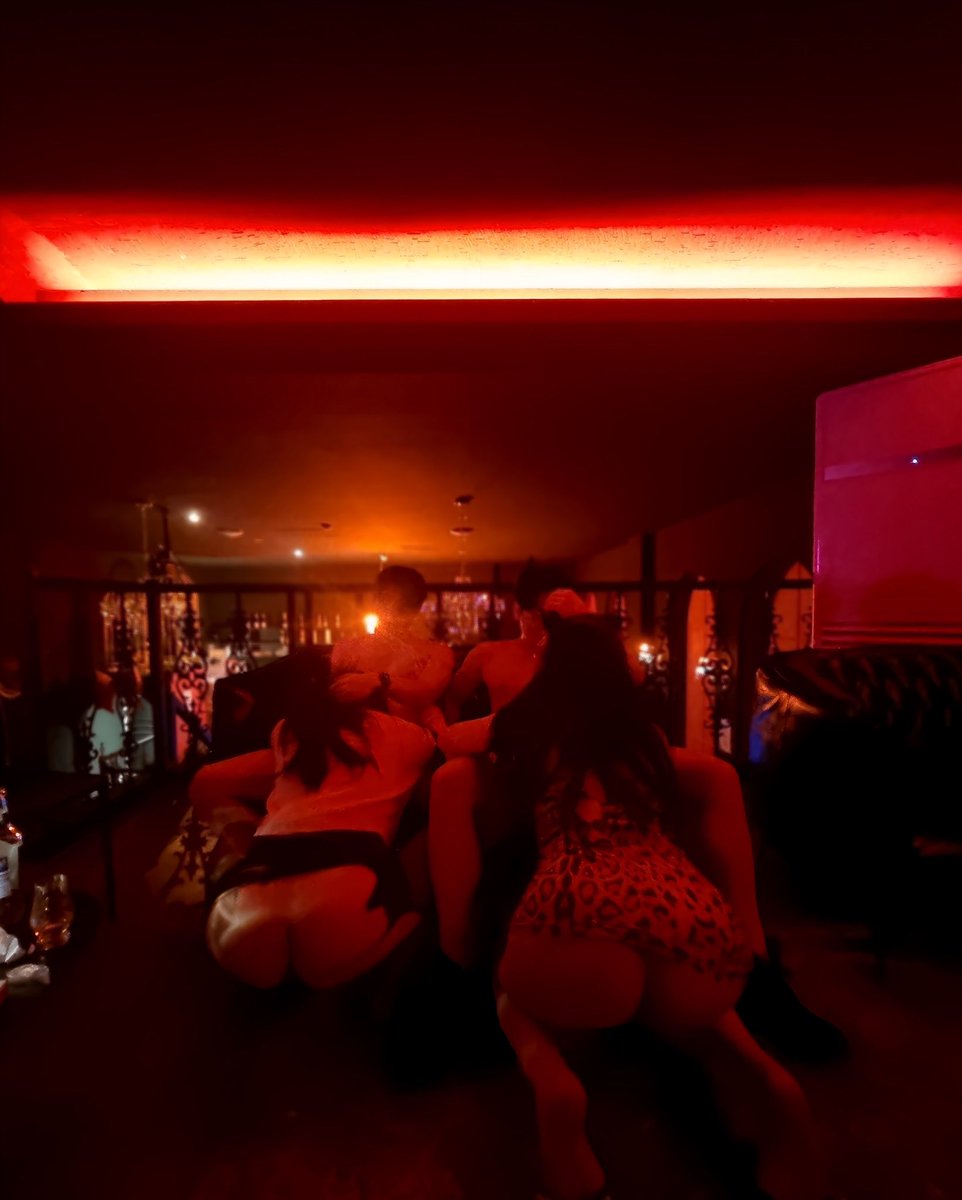 Photographer H tweet media