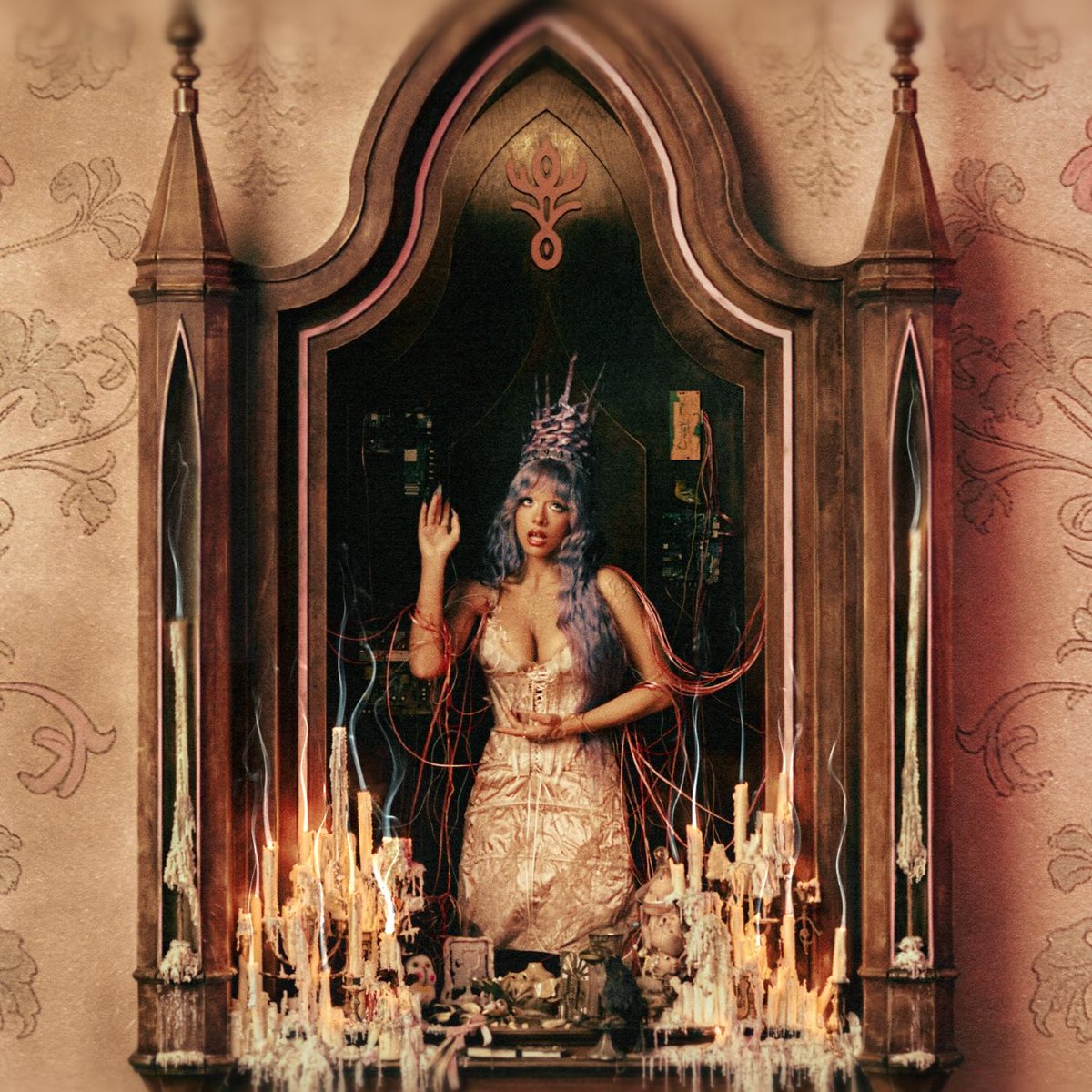 𝘦𝘥𝘨𝘺 🏰 HADES out NOW!!! tweet media