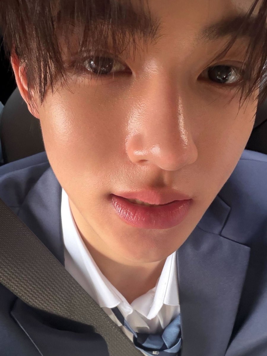 cortisinawvrse's tweet photo. [260328] WEVERSE POST

udah pakai seragam sekolah nih 🏫

1/3
#CORTIS #코르티스 #SEONGHYEON #성현 #GREENGREEN https://t.co/69dHMJLeTm
