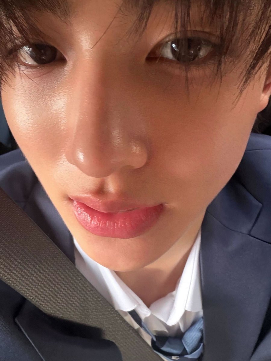 cortisinawvrse's tweet photo. [260328] WEVERSE POST

udah pakai seragam sekolah nih 🏫

1/3
#CORTIS #코르티스 #SEONGHYEON #성현 #GREENGREEN https://t.co/69dHMJLeTm