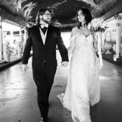 TristinHamrick's tweet photo. #NewProfilePic #HusbandLife https://t.co/QBanvOynJR