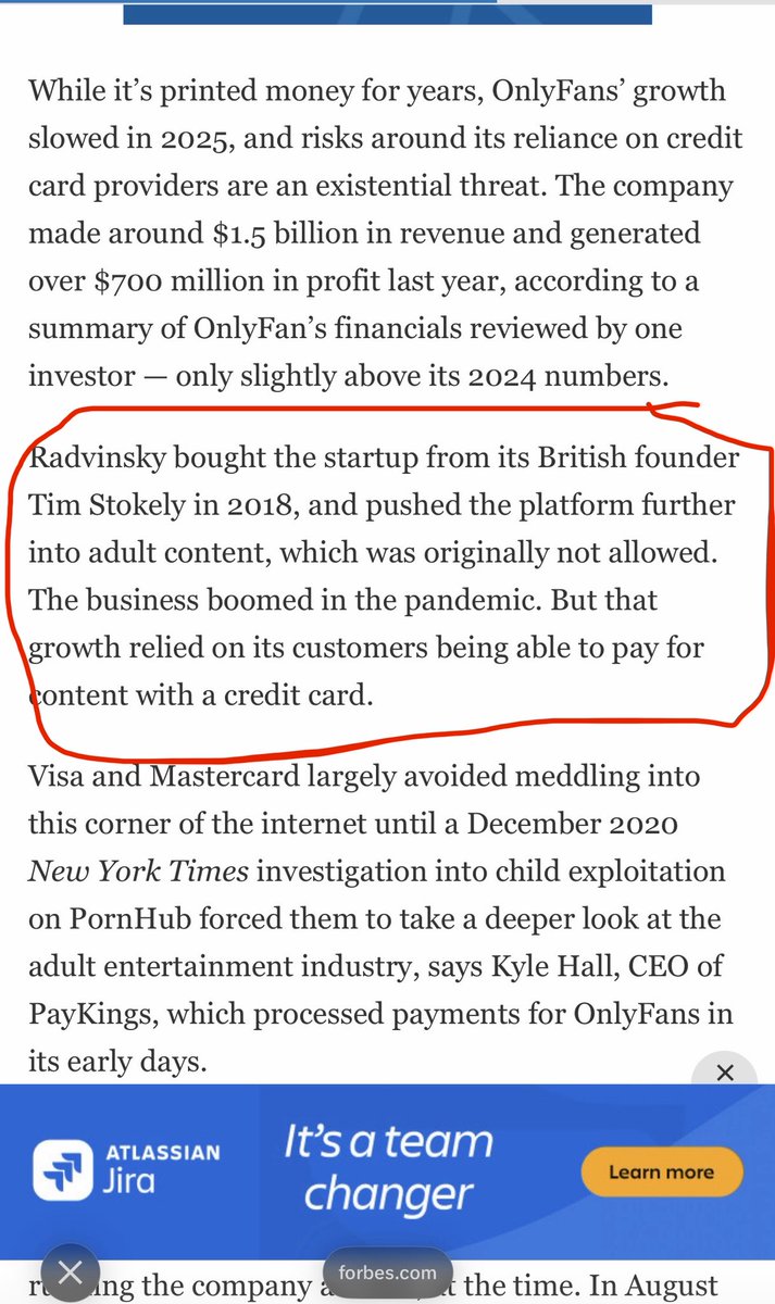 Holly Treats ✨ tweet media