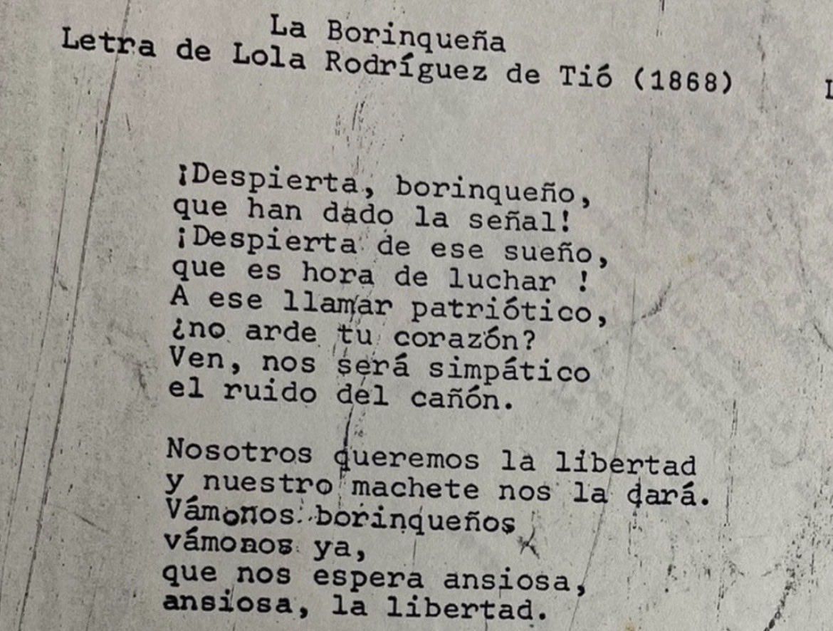 BelalvaLudwig's tweet photo. Hoy Rainao cantó la Borinqueña revolucionaria en el mainstream, y andan llorando los colonialistas, especialmente los subordinados y asimilados permanentes. Esta es la esencia real de un himno, que cante nuestra lucha y dignidad, que cuestione el legado colonial y que incite a la necesidad de defender a Puerto Rico. 

El único camino REAL es el de la liberación y la emancipación. A quienes le choca, que se revisen la mente colonizada y su amor a los colonizadores españoles y gringos.