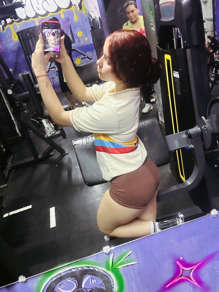 Mafe Rosie tweet media