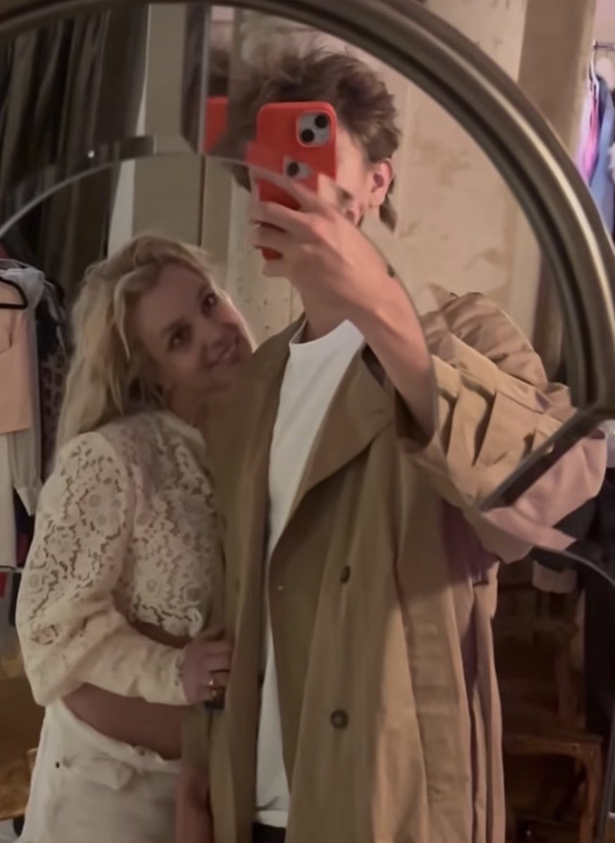 BRITNEY STAN tweet media