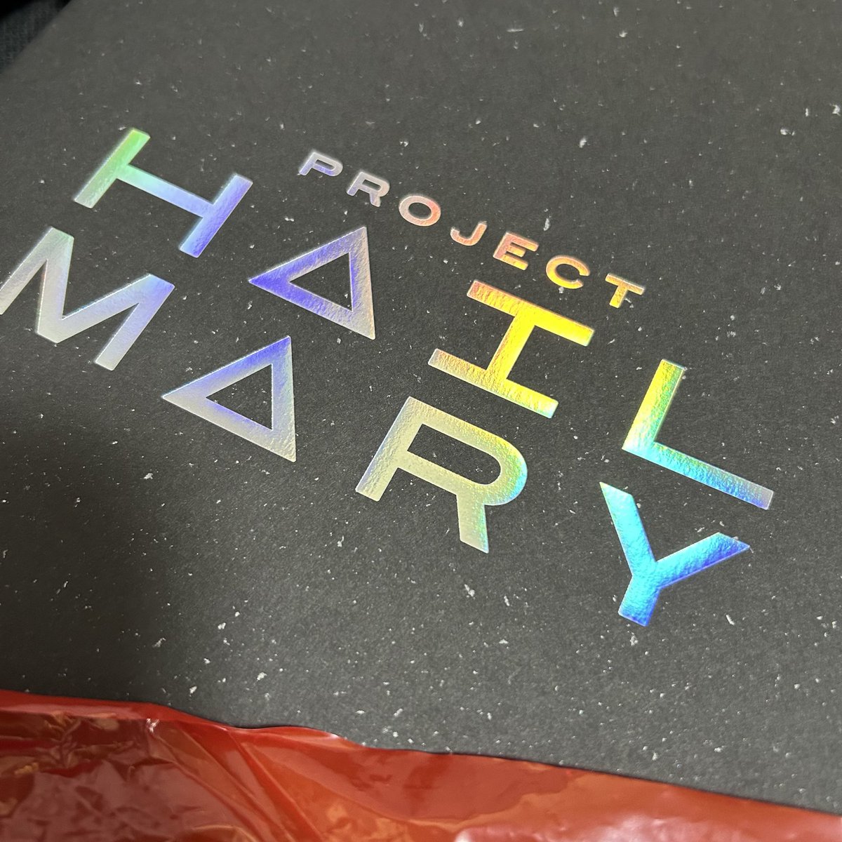 3回目、初めて行くTOHOシネマズに行ったらあった😭🖤今日入荷だって〜〜嬉し〜〜

 #ProjectHailMary