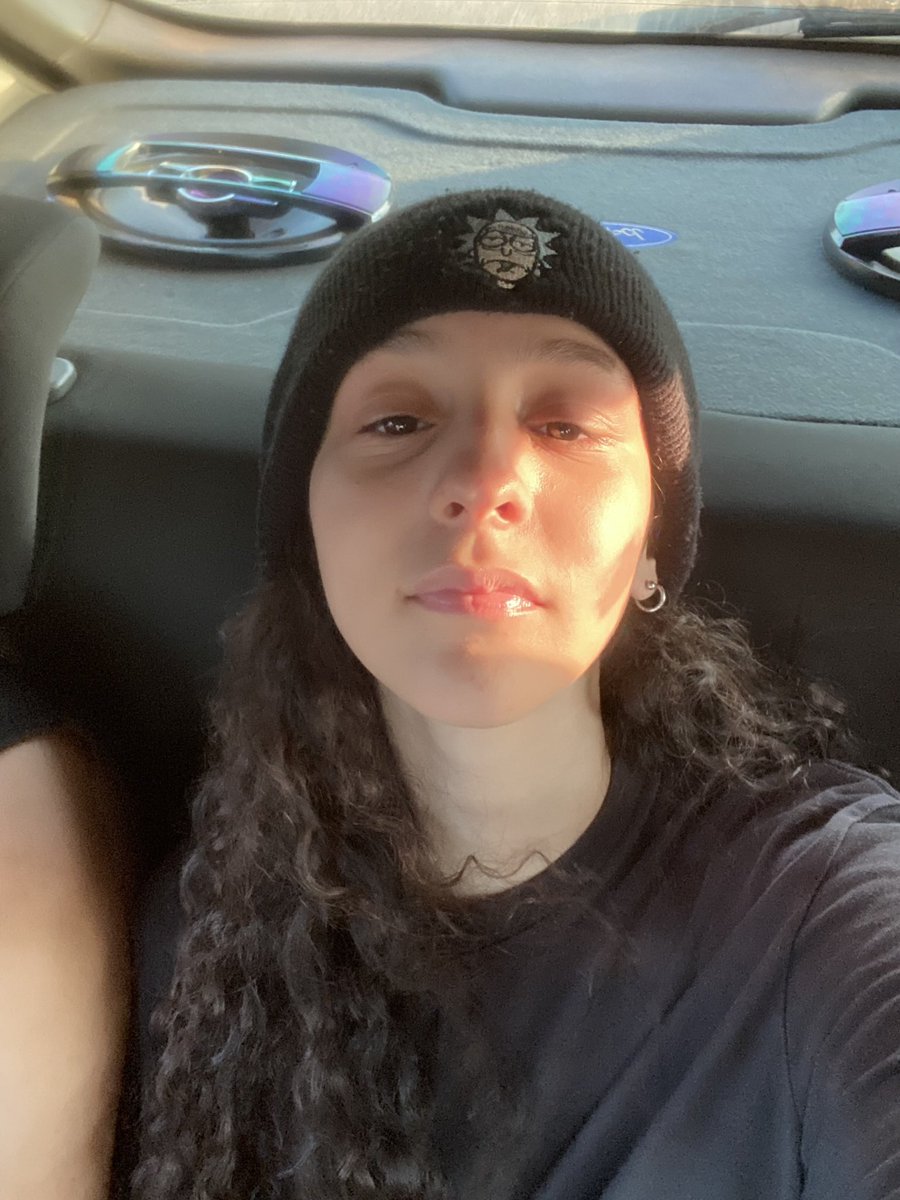 kio⁷ 🦕 tweet media