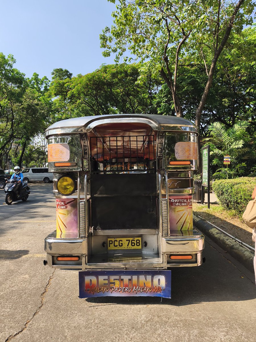 UGH ANG GANDA! 

#ALAMAT #ALAMAT5thAnniversary #DE5TINO