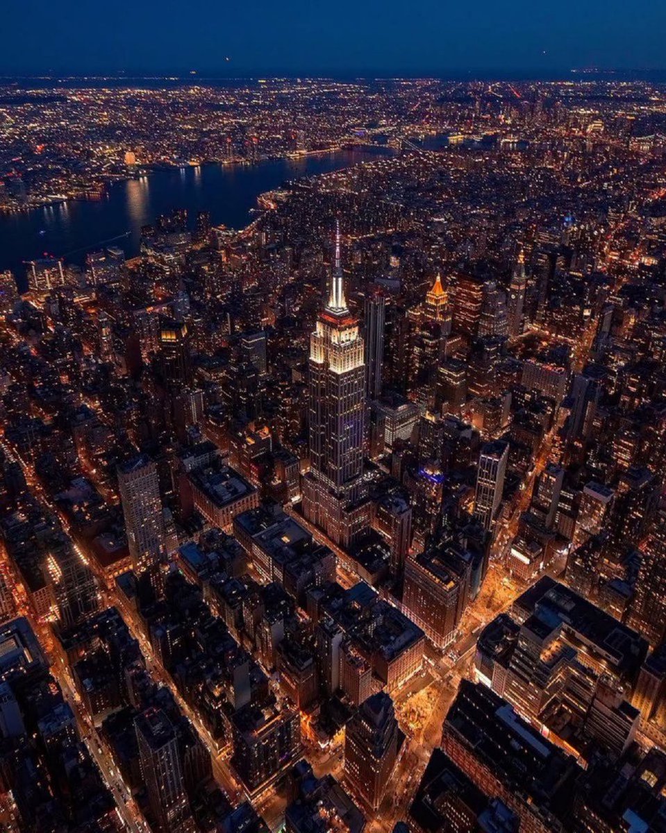 Land Lover tweet media