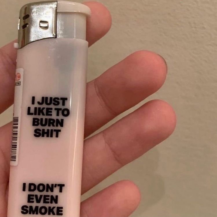 eliza___v's tweet photo. this lighter is gaslighting me into committing arson https://t.co/ctCZvcDiQ0