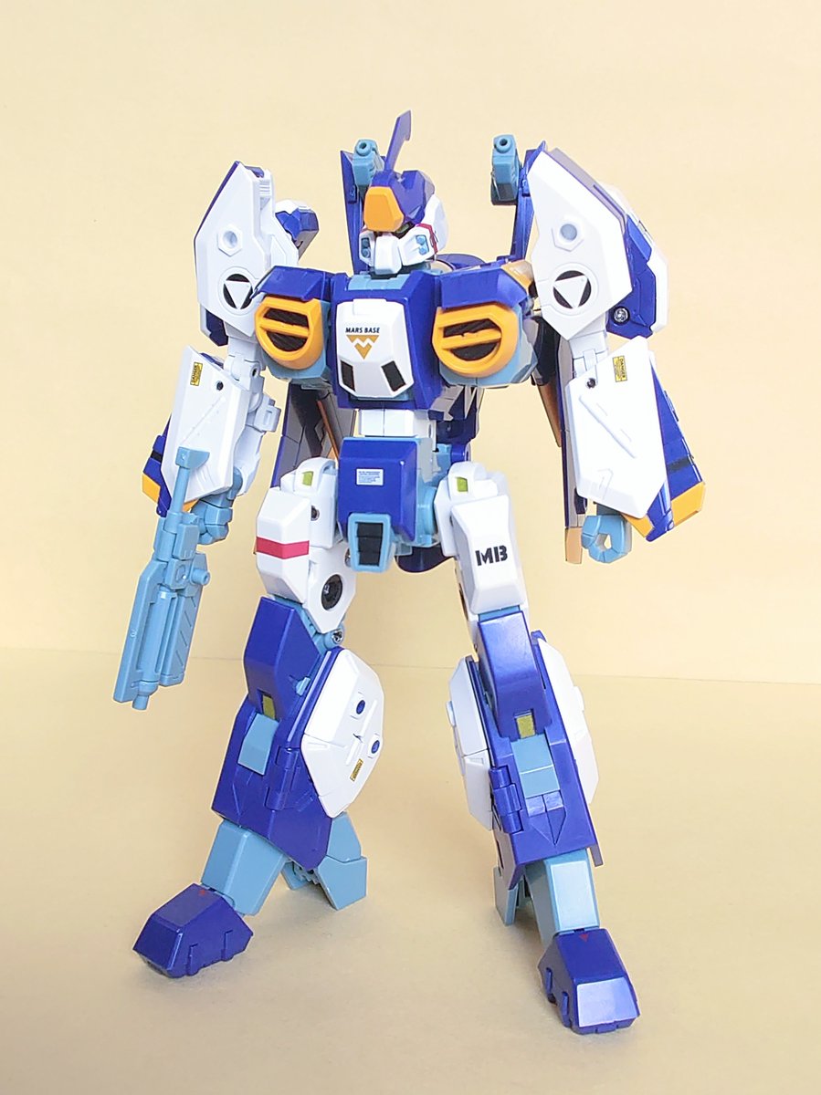 トイライズ新作「Ω レギオス オメガ」発売で変形玩具ファンが熱狂
