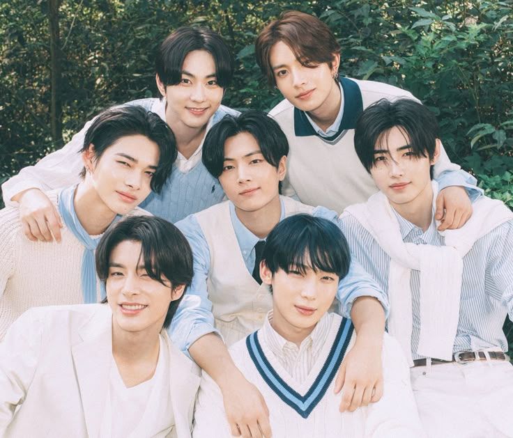 starlightevan's tweet photo. QUEM É OT7 VAI DEIXAR TAG AQUI PARA ESSA FAMÍLIA 

quem é ot6 morr*

ENHYPEN is seven, treat them as artists, not products
#BringHeeseungBackToENHYPEN https://t.co/lS59clMXVb