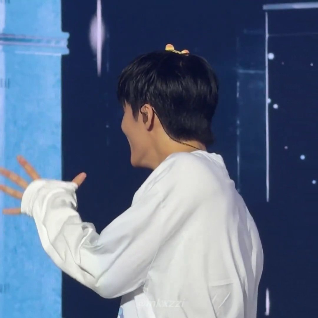 솔직히❛ᴗ❛ tweet media