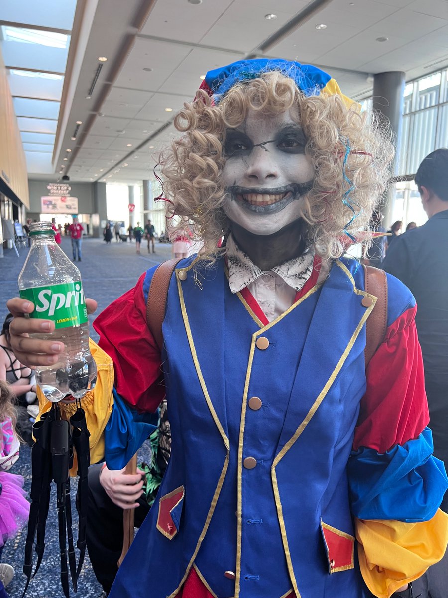 BunClops tweet media