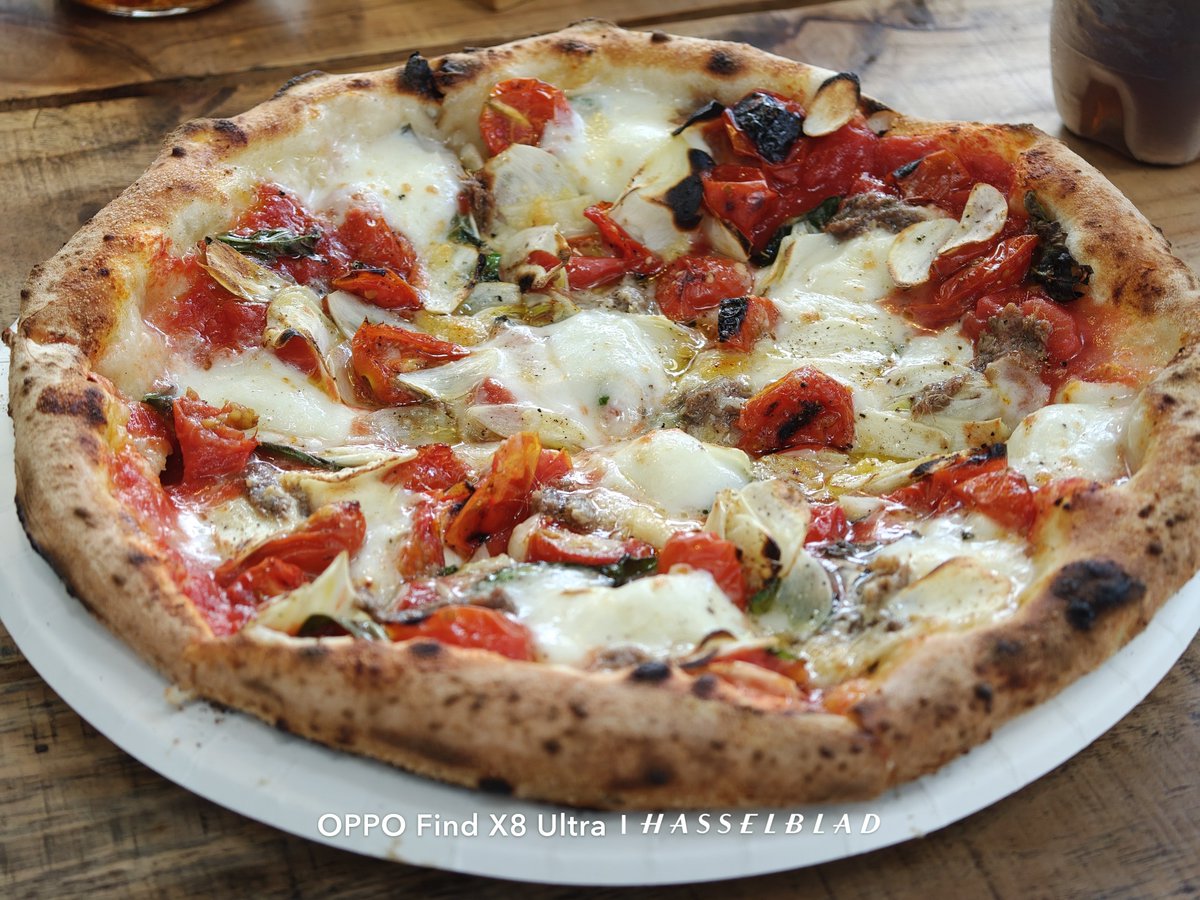 mokemias's tweet image. ニンニクアンチョビマルゲリータ🍕

#FindX8Ultra
#OPPO