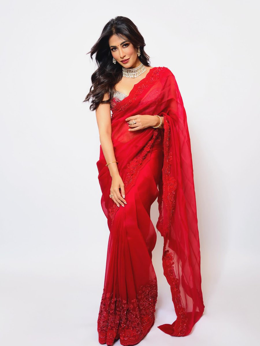 Weekendvibes_'s tweet photo. Chitrangada Singh ✨❤️
#Chitrangada #ChitrangadaSingh https://t.co/2DhGaDIpFT