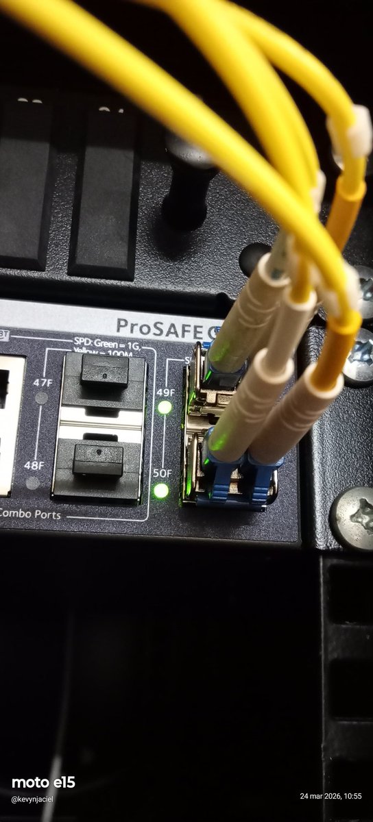 kevynjaciel's tweet photo. ✅ Nuevo enlace por fibra óptica a 1 Gbps al backbone para mejorar los servicios y aumentar redundancia.
#hometelsurl
#networking
#ServerSolution https://t.co/Fv4FZTPaKr