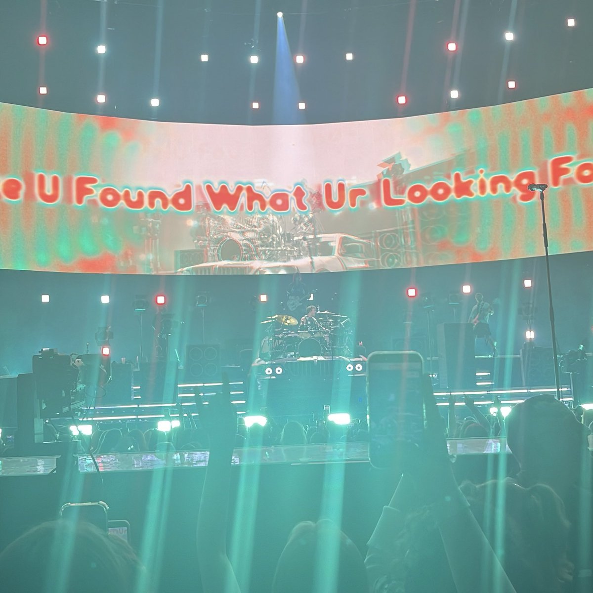 marta on tour ★ tweet media