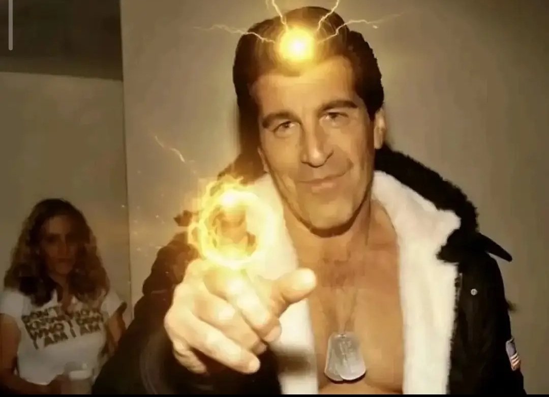 𝐈𝐫𝐨𝐧 tweet media