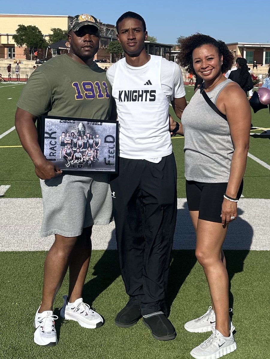 Steele Track & Field tweet media