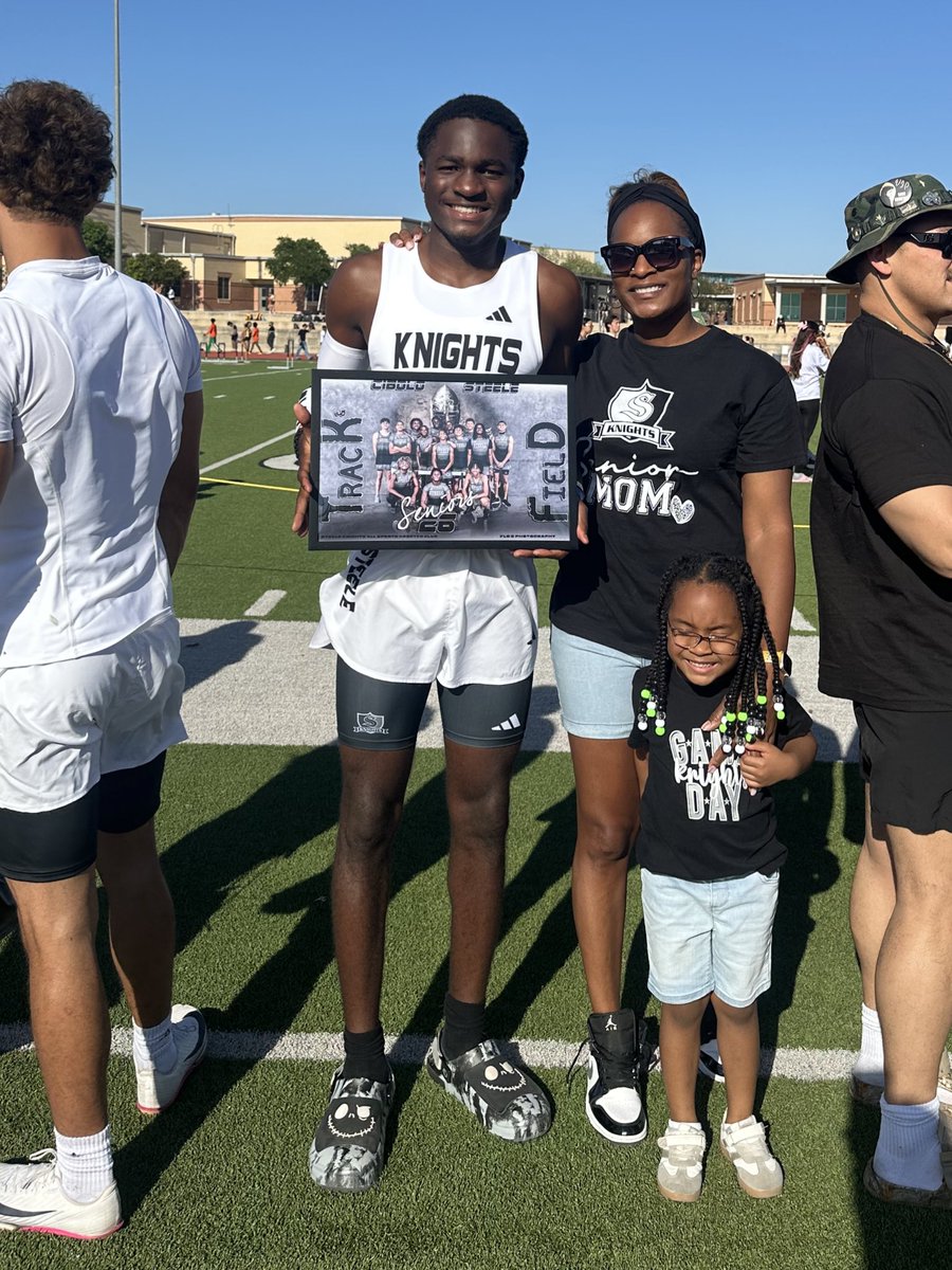 Steele Track & Field tweet media