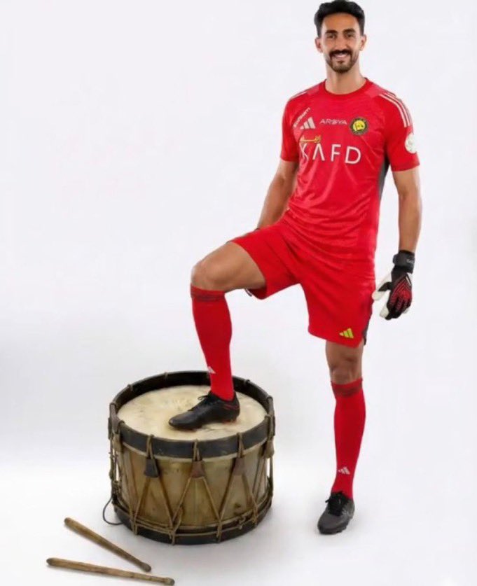 Reem..💛💙 tweet media