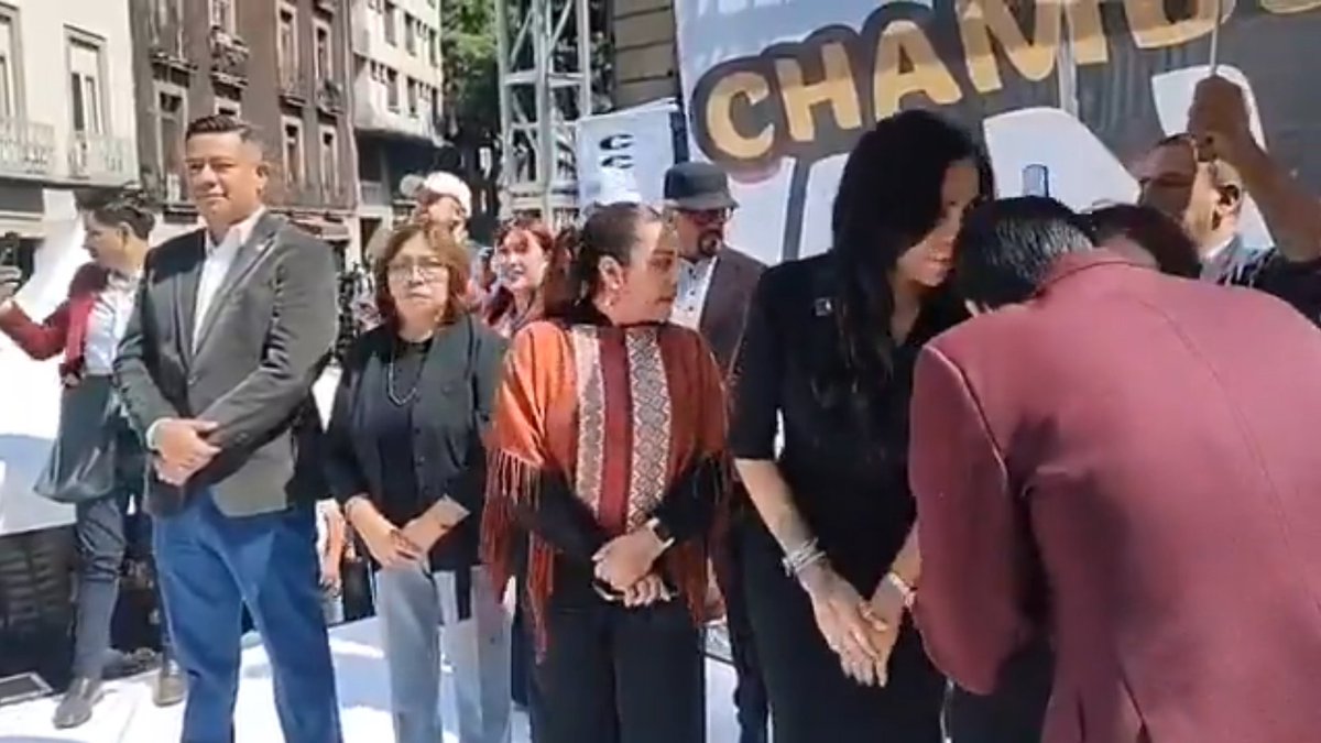 Santa Merlina ♐️ 🧐 tweet media