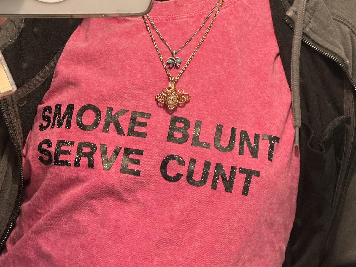 💜🦋 tweet media