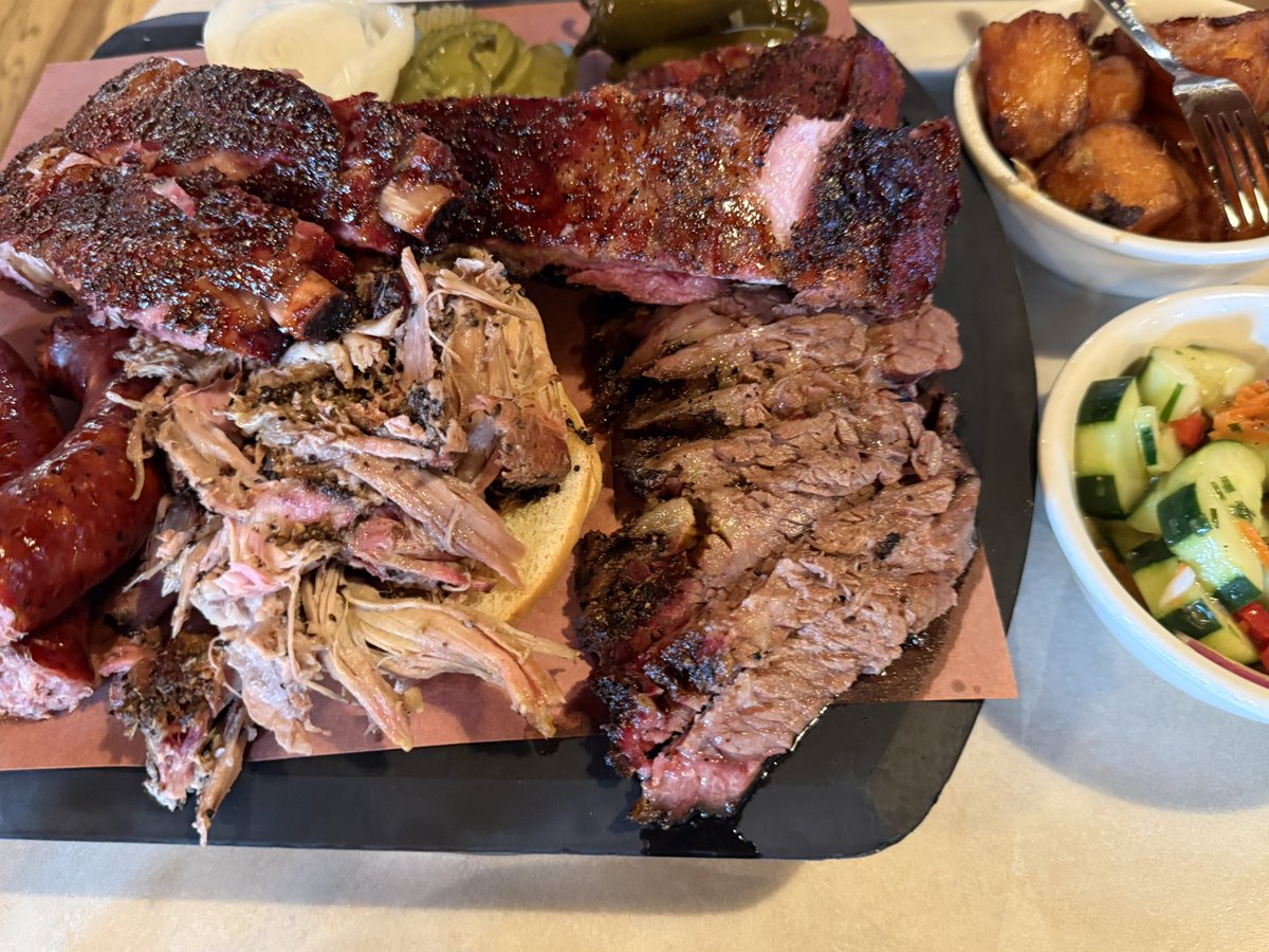 卖火柴的阿甘 tweet media