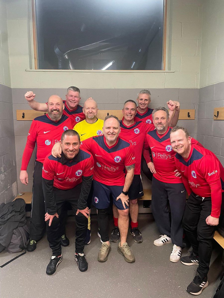 Biggleswadeutd's tweet photo. WINNING FEELING😍

Our BUFC Walking Football team picked up their first win tonight winning 4-2 against @DunstableTownFC Walking Football Team!👏🏻

#UpTheCommoners
@pellys18 https://t.co/KtVesnJ2K7