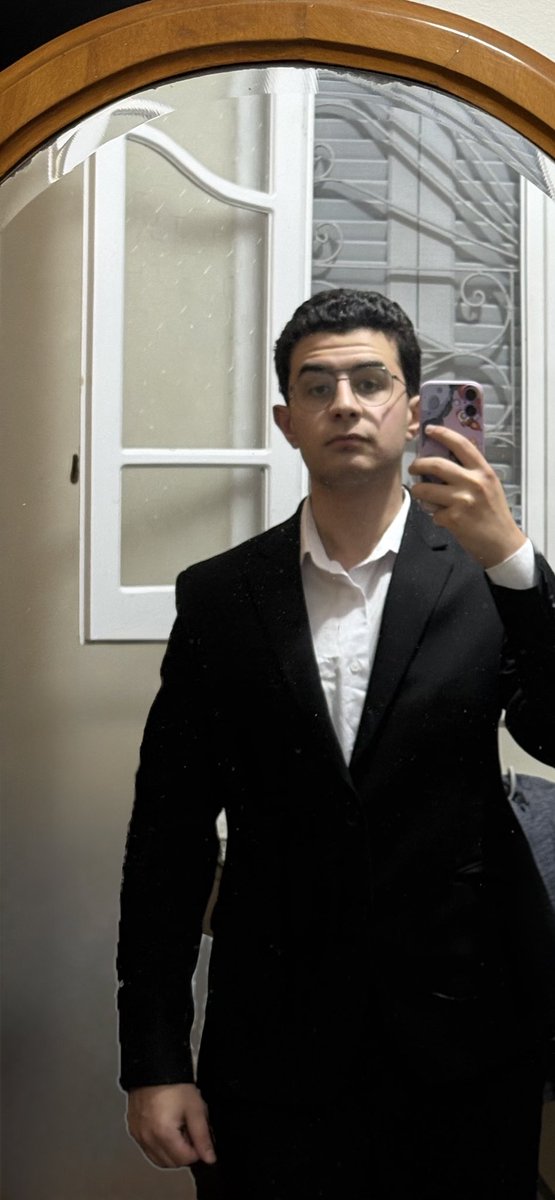 عُمَر tweet media